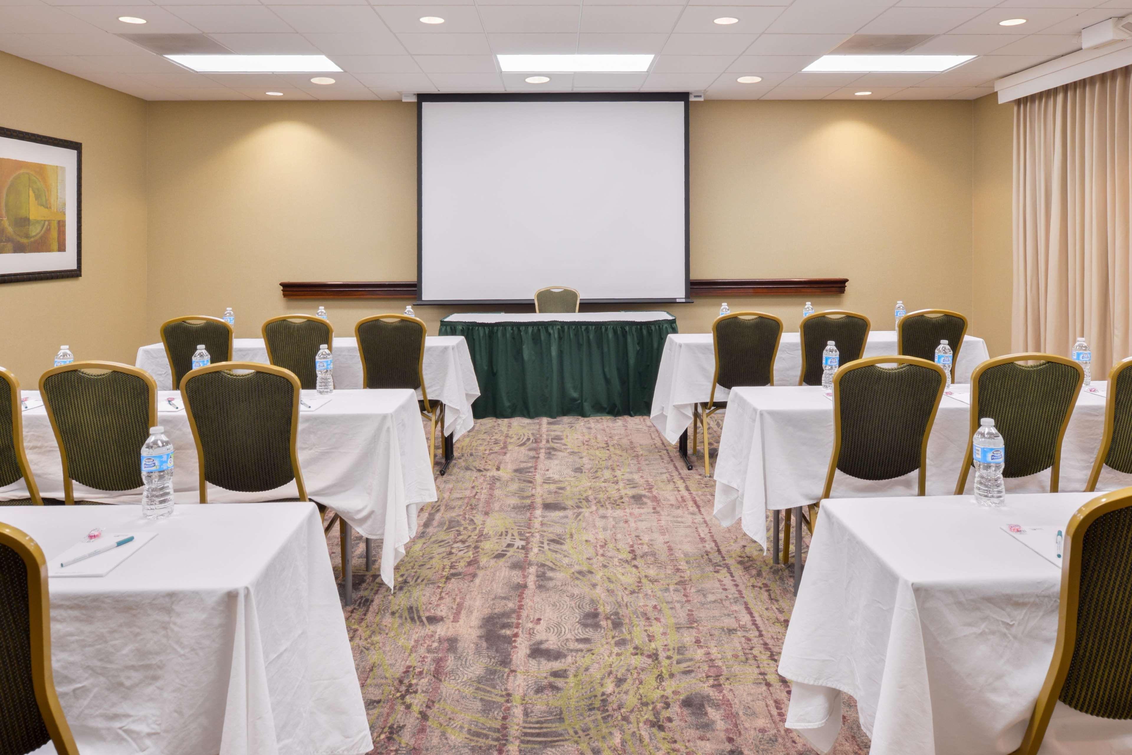 Homewood Suites By Hilton Fresno Dış mekan fotoğraf