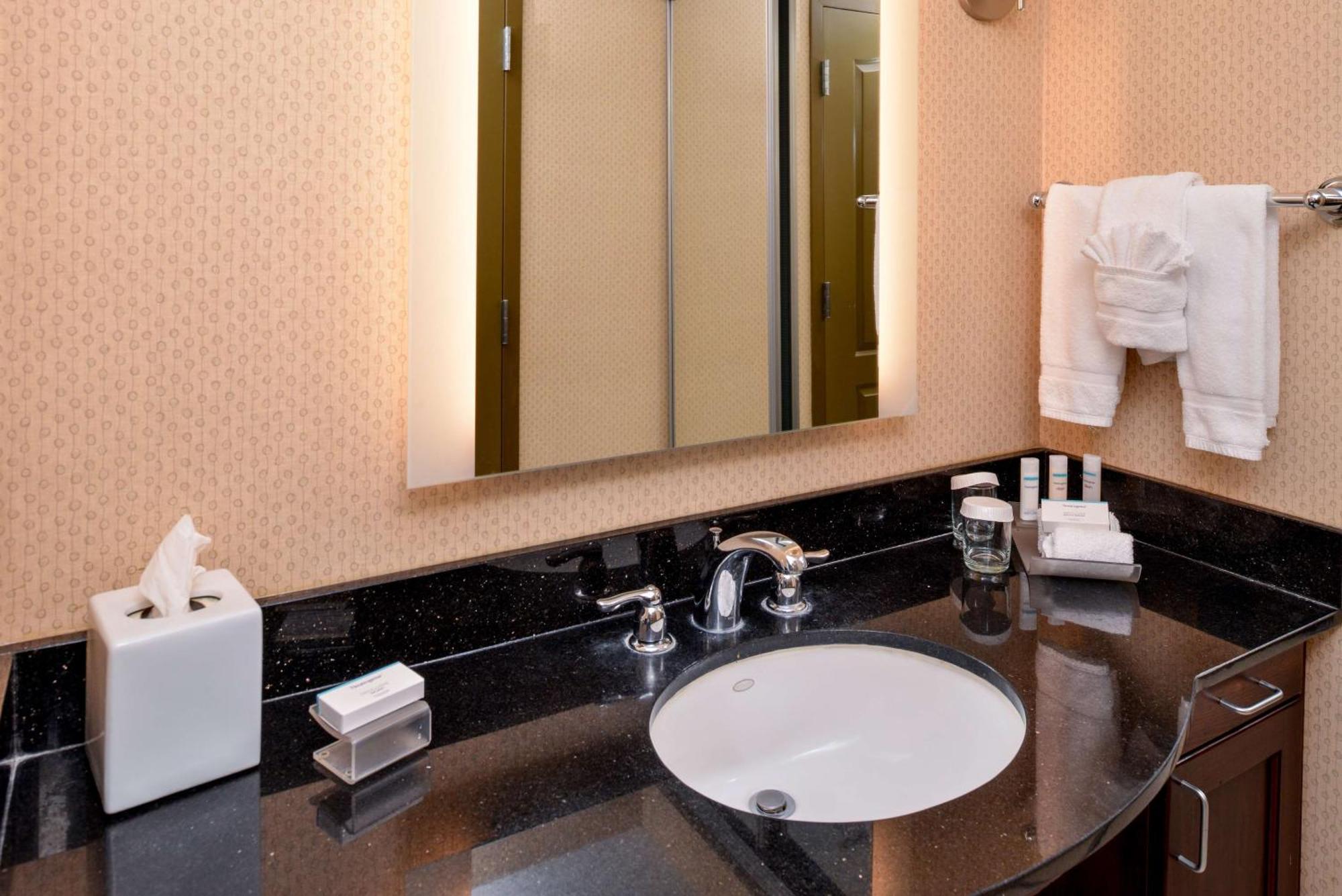 Homewood Suites By Hilton Fresno Dış mekan fotoğraf