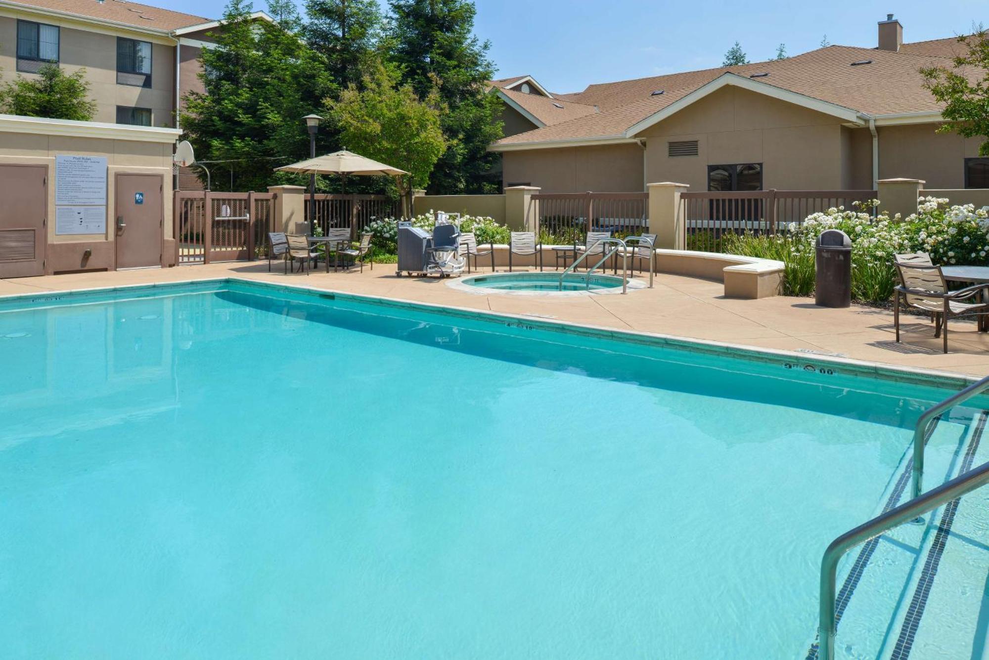 Homewood Suites By Hilton Fresno Dış mekan fotoğraf