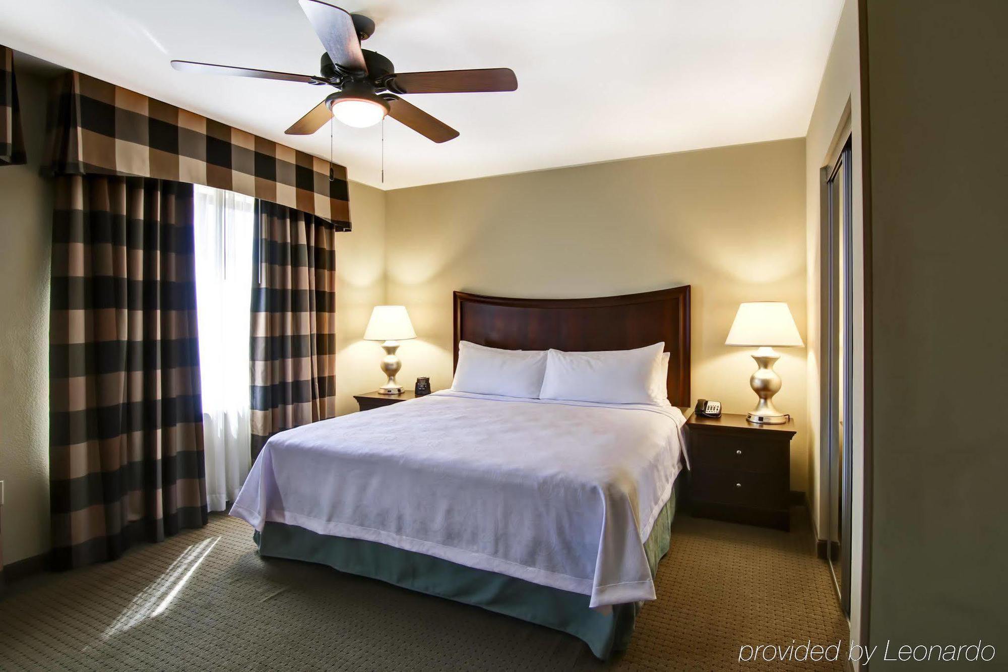 Homewood Suites By Hilton Fresno Dış mekan fotoğraf